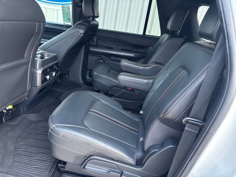 2022 Ford Expedition MAX Platinum