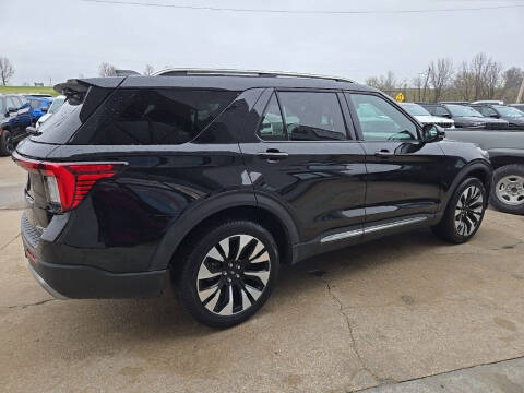2025 Ford Explorer Platinum