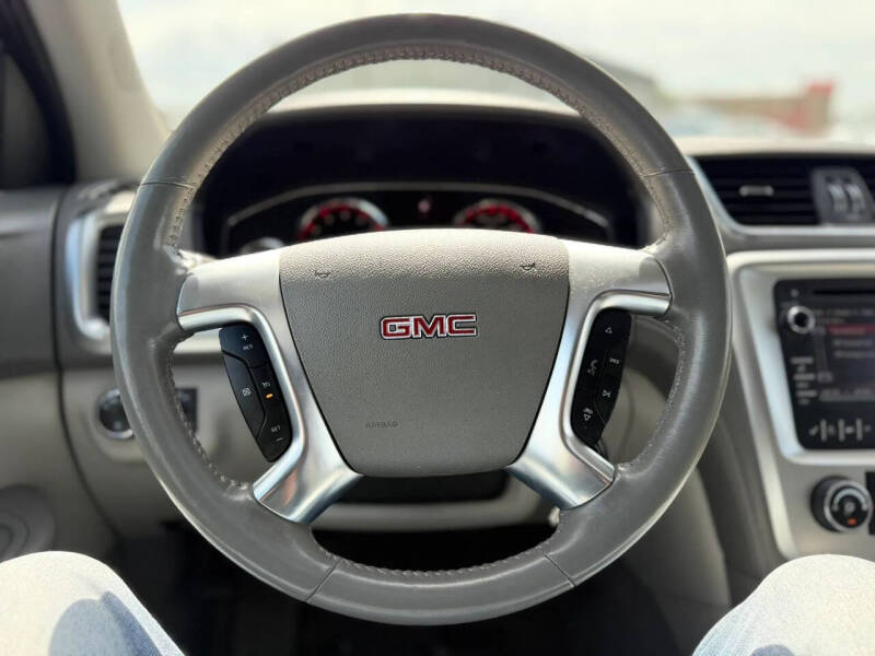 2015 GMC Acadia SLE-2
