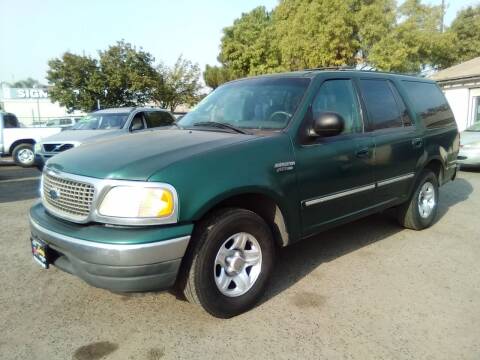 2000 Ford Expedition for sale at Larry's Auto Sales Inc. in Fresno CA