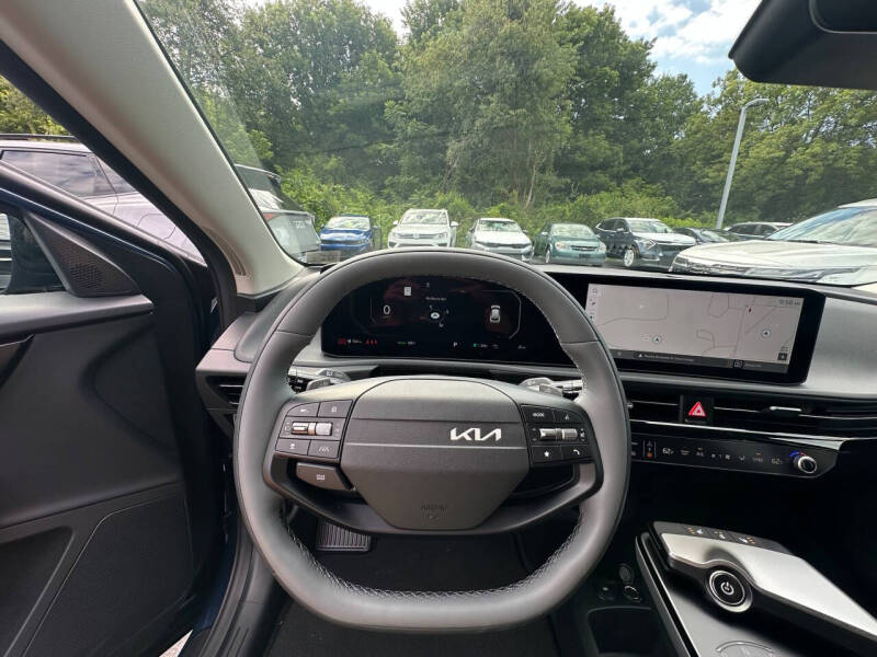 2025 Kia EV6 Light Long Range