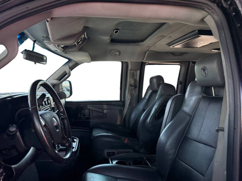2019 GMC Savana 2500