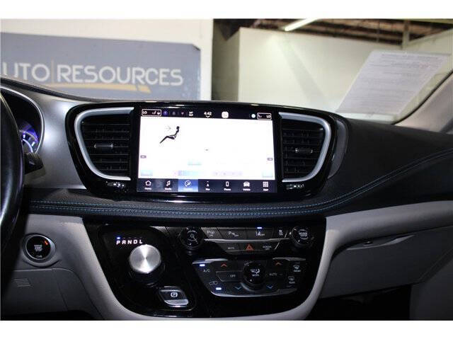 2021 Chrysler Pacifica Hybrid Touring L