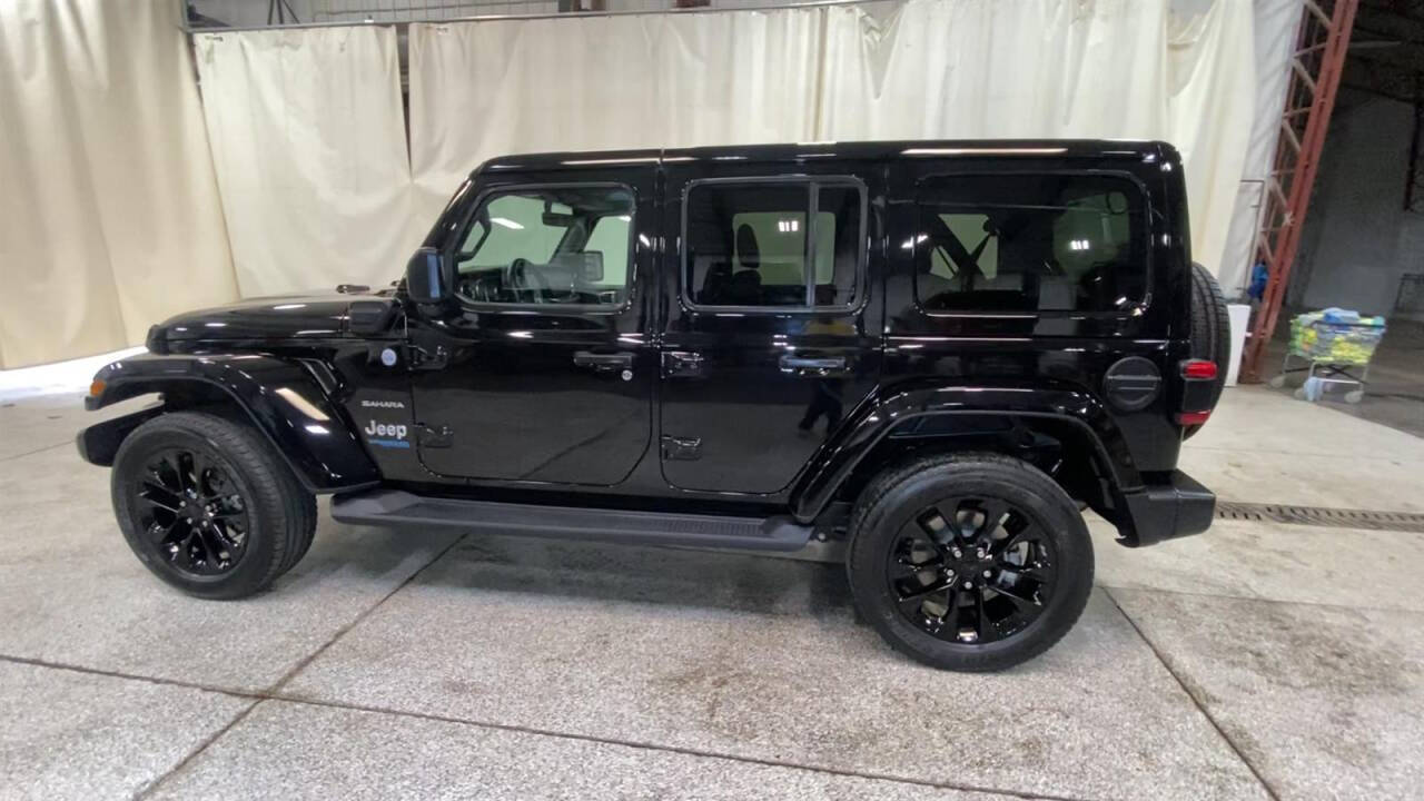 2021 Jeep Wrangler Unlimited for sale at Victoria Auto Sales in Victoria, MN