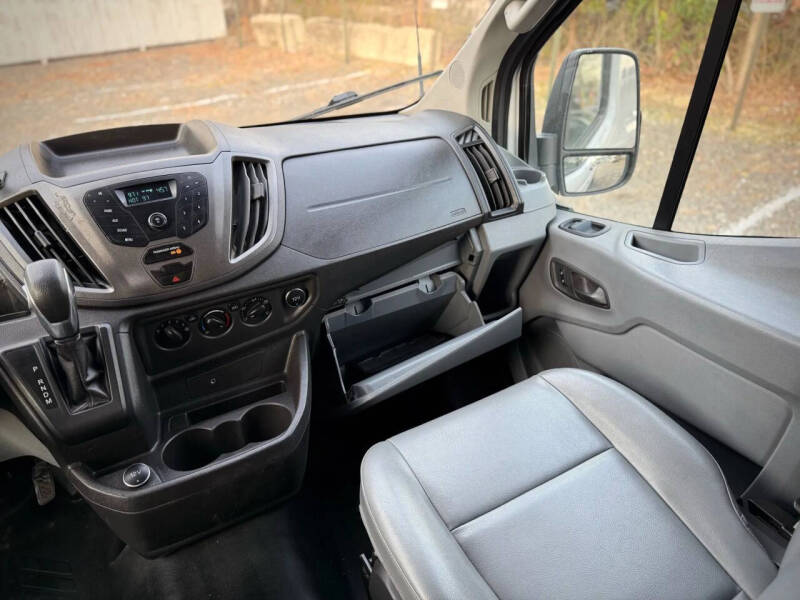 2019 Ford Transit 250