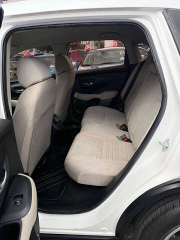 2023 Honda HR-V LX