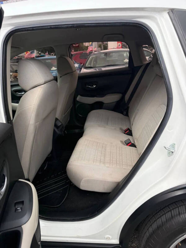 2023 Honda HR-V LX