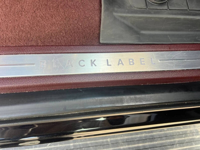 2019 Lincoln Navigator Black Label