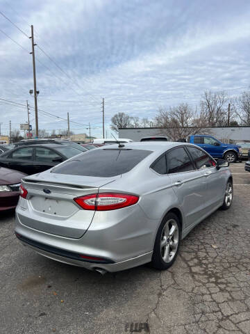 2016 Ford Fusion S