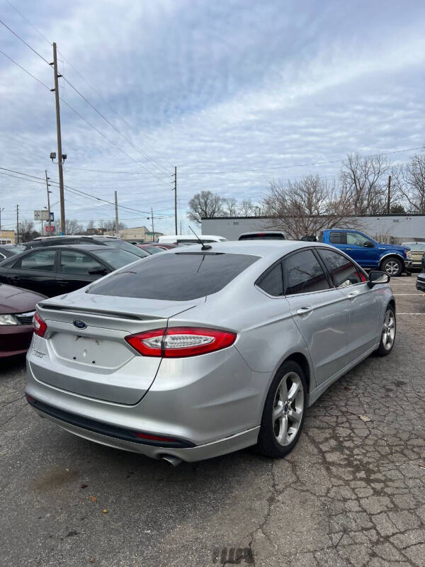 2016 Ford Fusion S