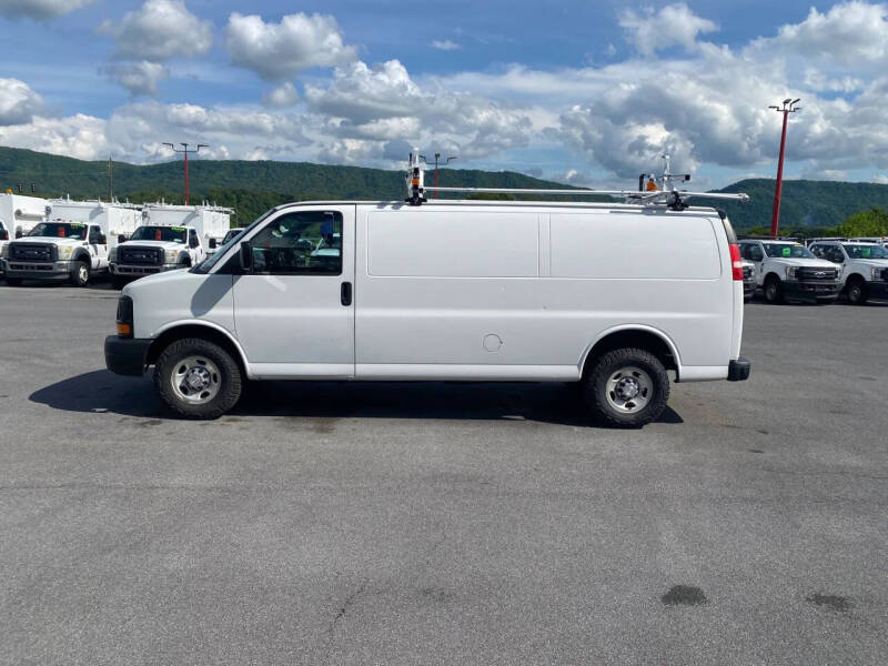 2016 Chevrolet Express 2500