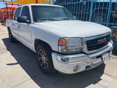 2005 GMC Sierra 1500 for sale at Borrego Motors in El Paso TX