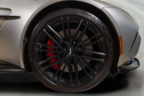 2025 Aston Martin Vantage