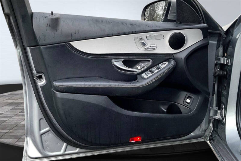 2016 Mercedes-Benz C-Class C 300