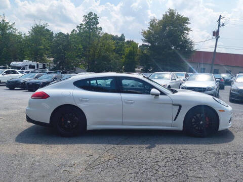 2016 Porsche Panamera