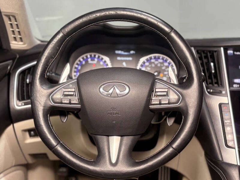 2015 Infiniti Q50