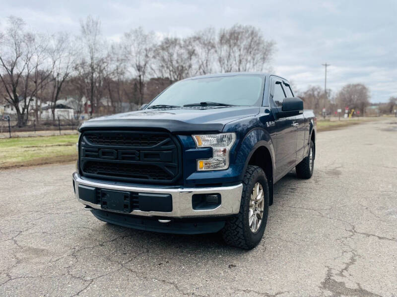 2015 Ford F-150 XLT's photo