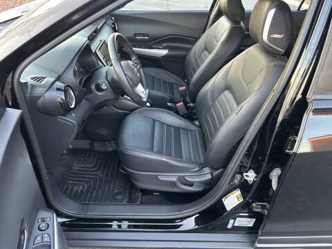 2019 Nissan Kicks SR