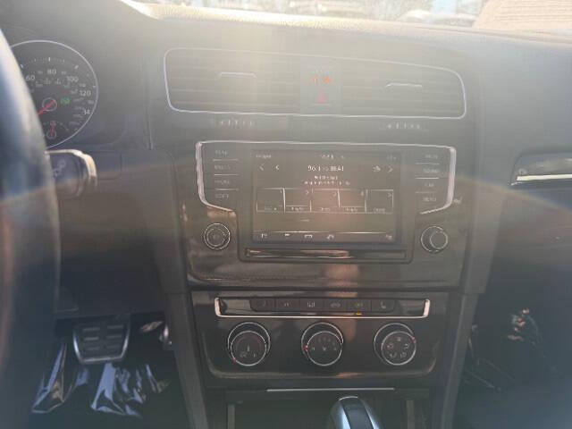 2016 Volkswagen Golf GTI SE