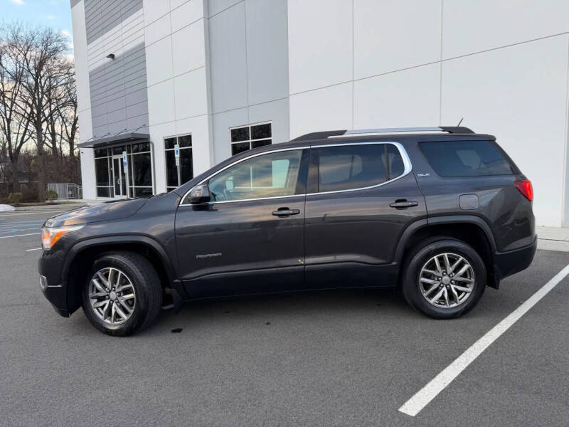 2018 GMC Acadia SLE-2