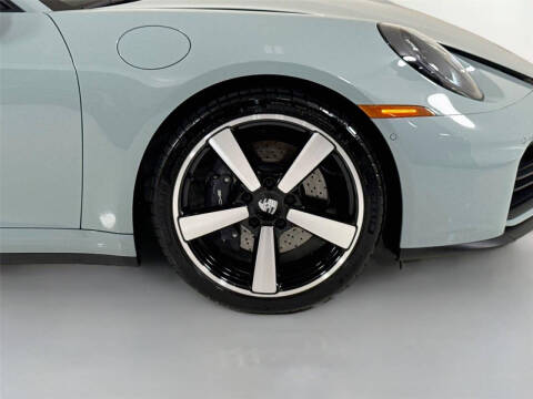 2025 Porsche 911 Carrera