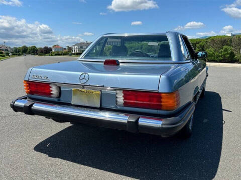 1986 Mercedes-Benz 560-Class 560 SL