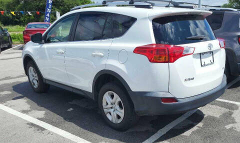 2014 Toyota RAV4 LE