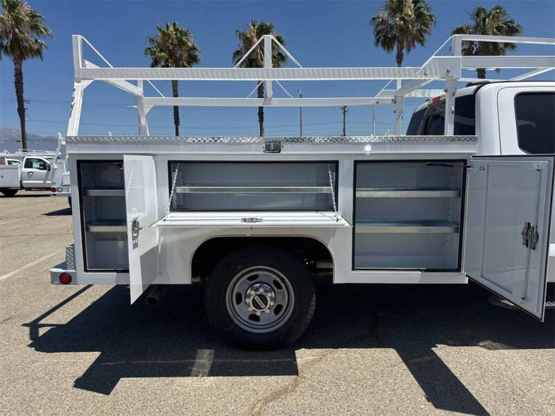 2025 Ford F-350 Super Duty XL