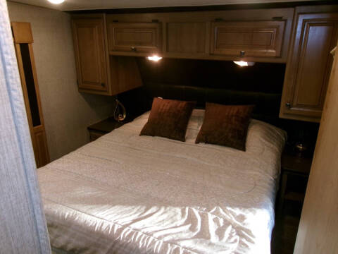 2015 Crossroads RV Cruiser 305RS