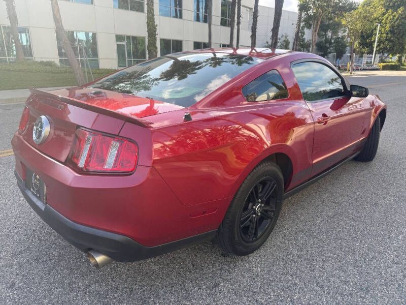 2010 Ford Mustang V6