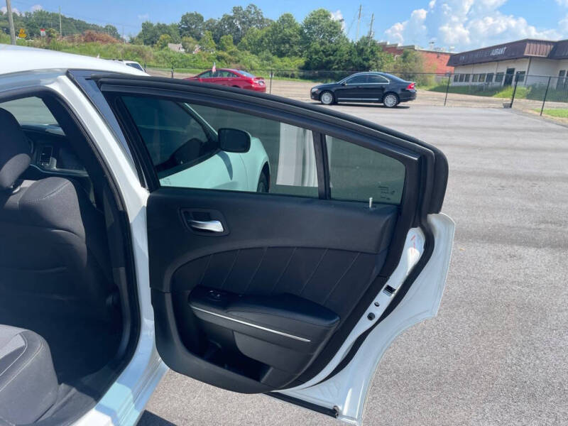 2016 Dodge Charger SXT