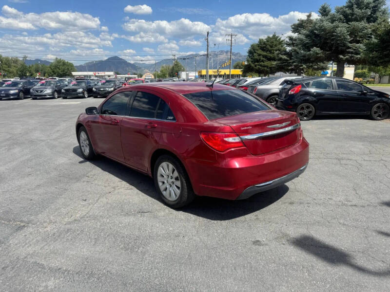 2014 Chrysler 200 LX