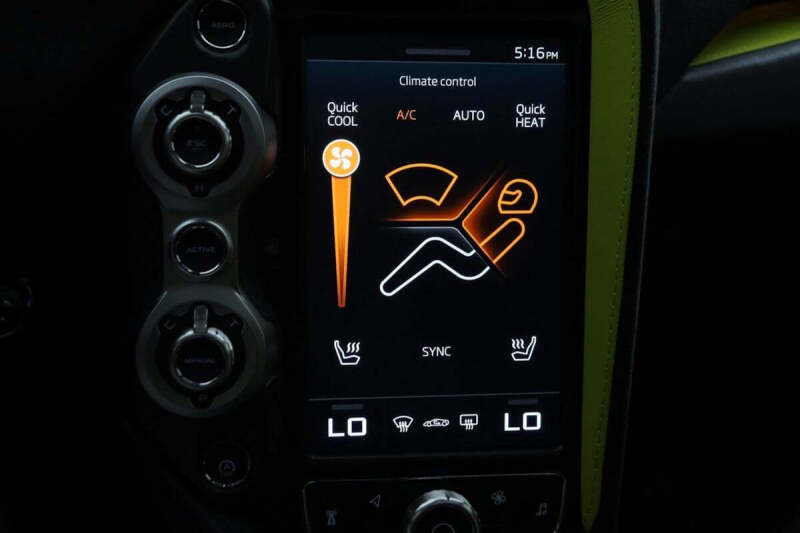 2022 McLaren 720S Spider Performance