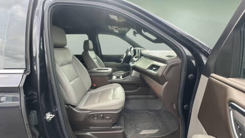 2022 Chevrolet Suburban LT