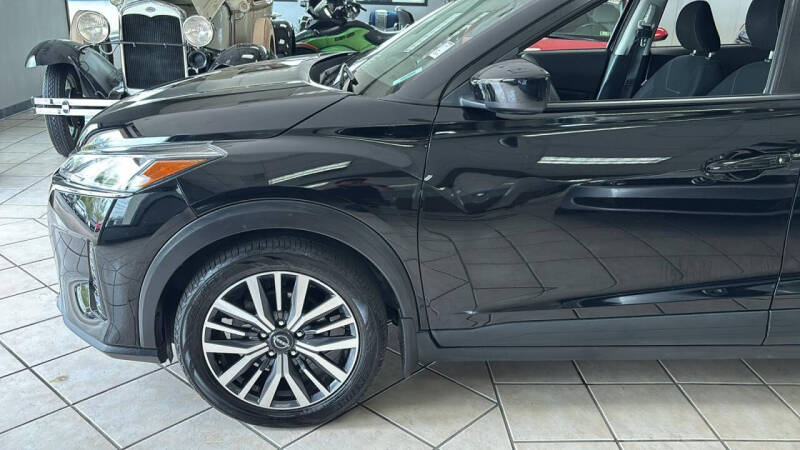 2022 Nissan Kicks SV