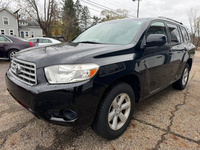 2008 Toyota Highlander for sale at ROUTE 8 AUTO SALES LLC in Peninsula, OH