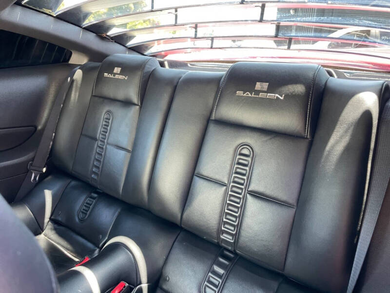 2006 Ford Mustang GT Deluxe