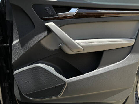 2019 Audi Q5 quattro Premium Plus 45 TFSI