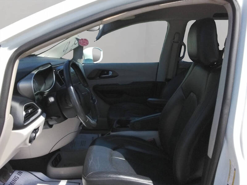 2020 Chrysler Pacifica Touring L Plus