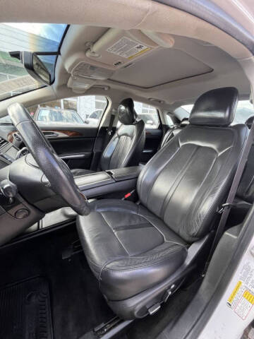 2014 Lincoln MKZ Hybrid