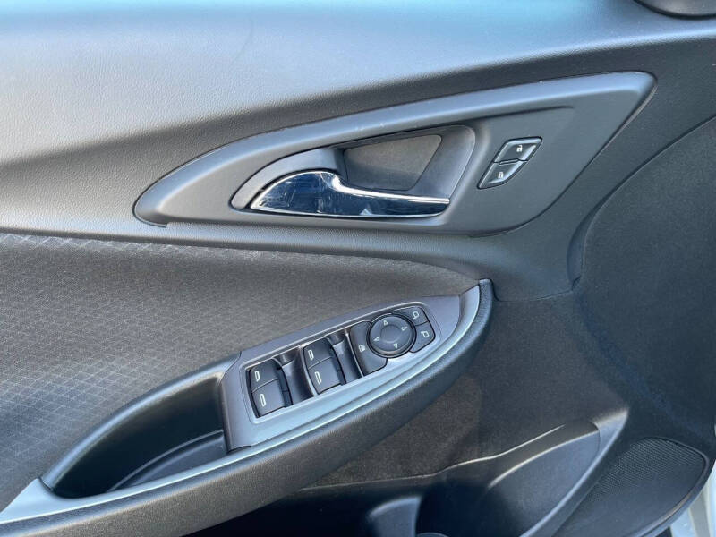 2021 Chevrolet Malibu LS