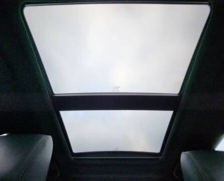 2017 Chrysler 300 C Platinum