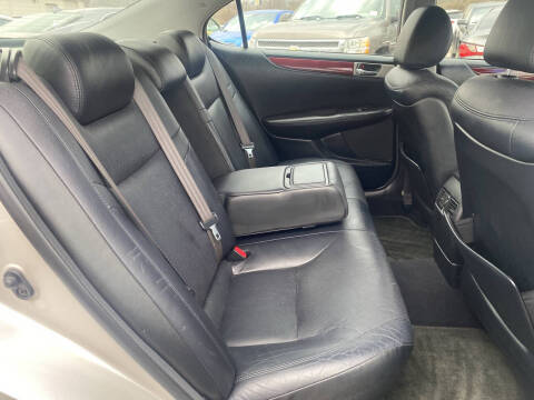 2005 Lexus ES 330
