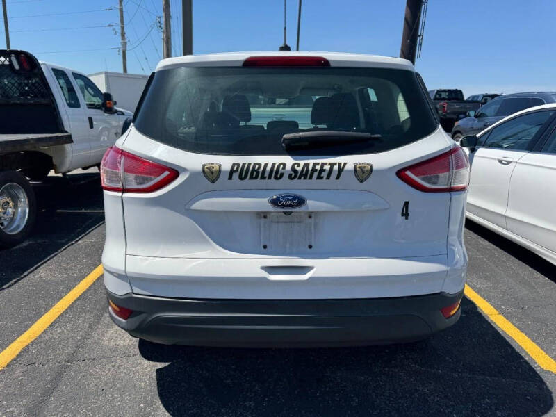 2016 Ford Escape S