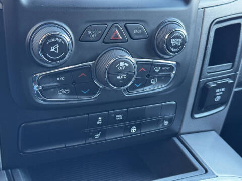 2023 RAM 1500 Classic Express