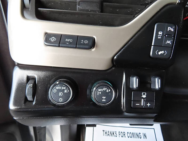 2017 GMC Yukon XL Denali