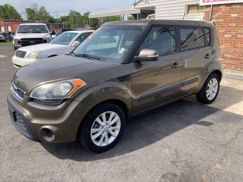 2012 Kia Soul +