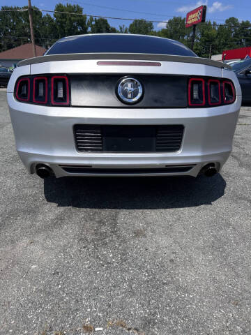 2013 Ford Mustang V6