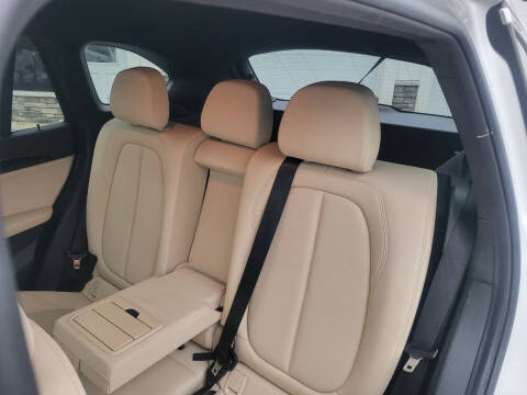 2018 BMW X1 xDrive28i