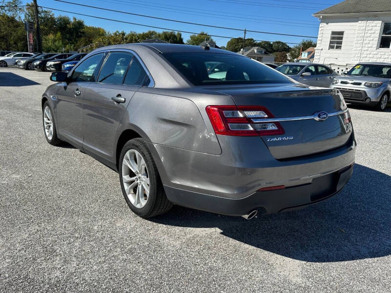 2013 Ford Taurus SEL